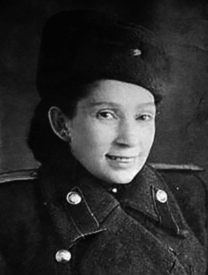 Софья Антонова, 1945 г.