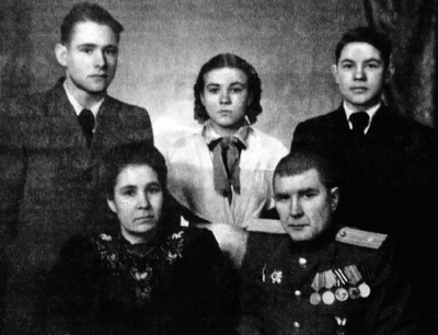 Семья в Благовещенске, 1952 г.