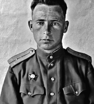 Фёдор Макаров во времена службы на Сахалине, 1948 год