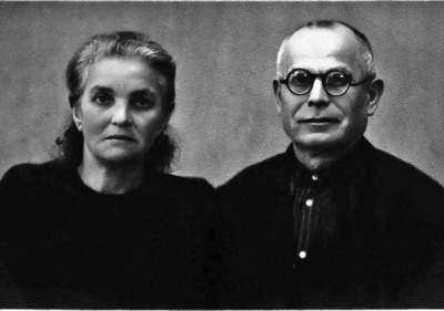 Мама Якова Полина и его отчим Хоскель Маламуд, город Сороки (Молдавия), 1946 год