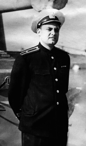 Капитан 1-го ранга Виктор Маслянинов