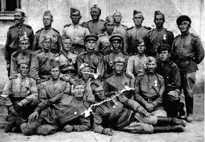 Николай Павлов с сослуживцами, 1940-е