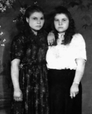 Сёстры Мария и Екатерина, село Троицкое, 50-е годы