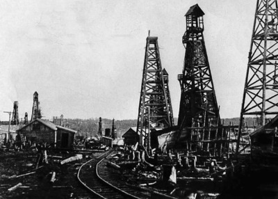 Нефтепромысел на Сахалине