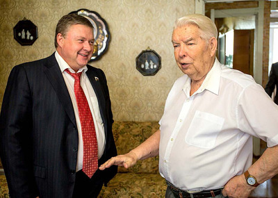 Виктор Василькин (справа) и Георгий Карлов