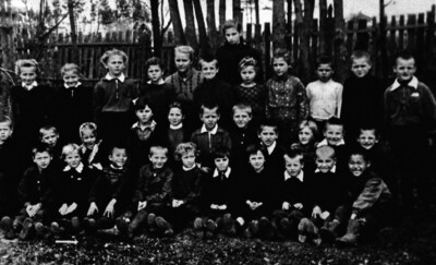 А.В.Солодовникова с учениками, 1950-е гг.